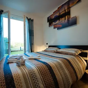  Apartment Oliva - Featuring A Private Garden And Access To A Pool Italien